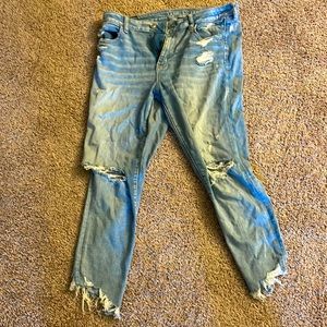 American eagle distressed jeans